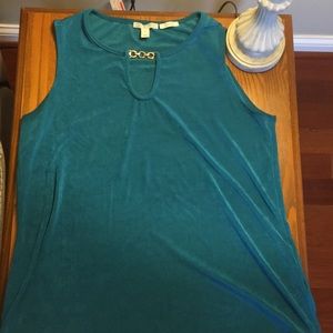 Dana Buchman large sleeveless top